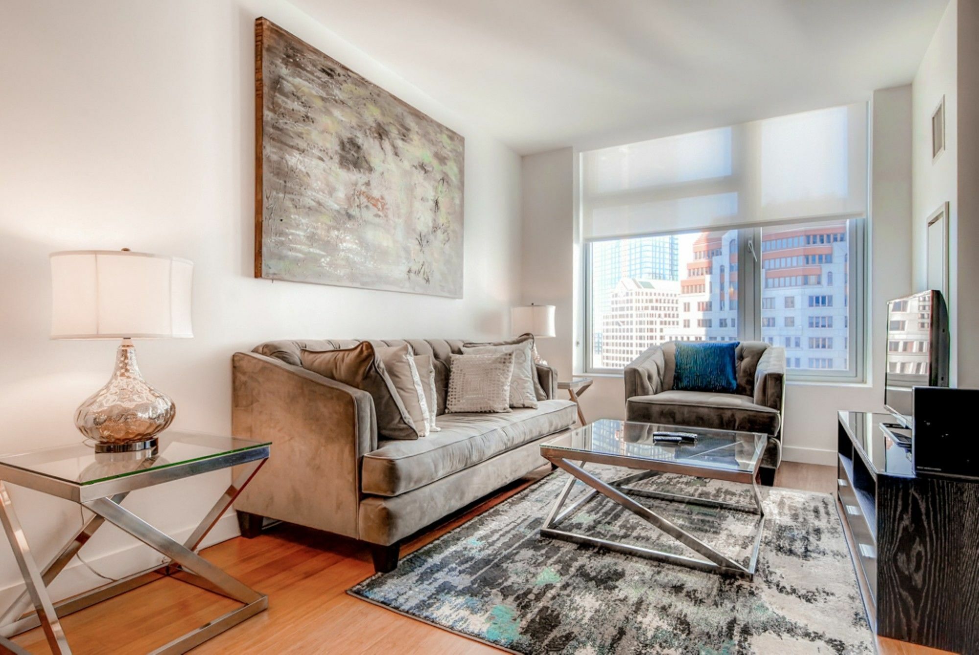Global Luxury At The Financial District Boston
