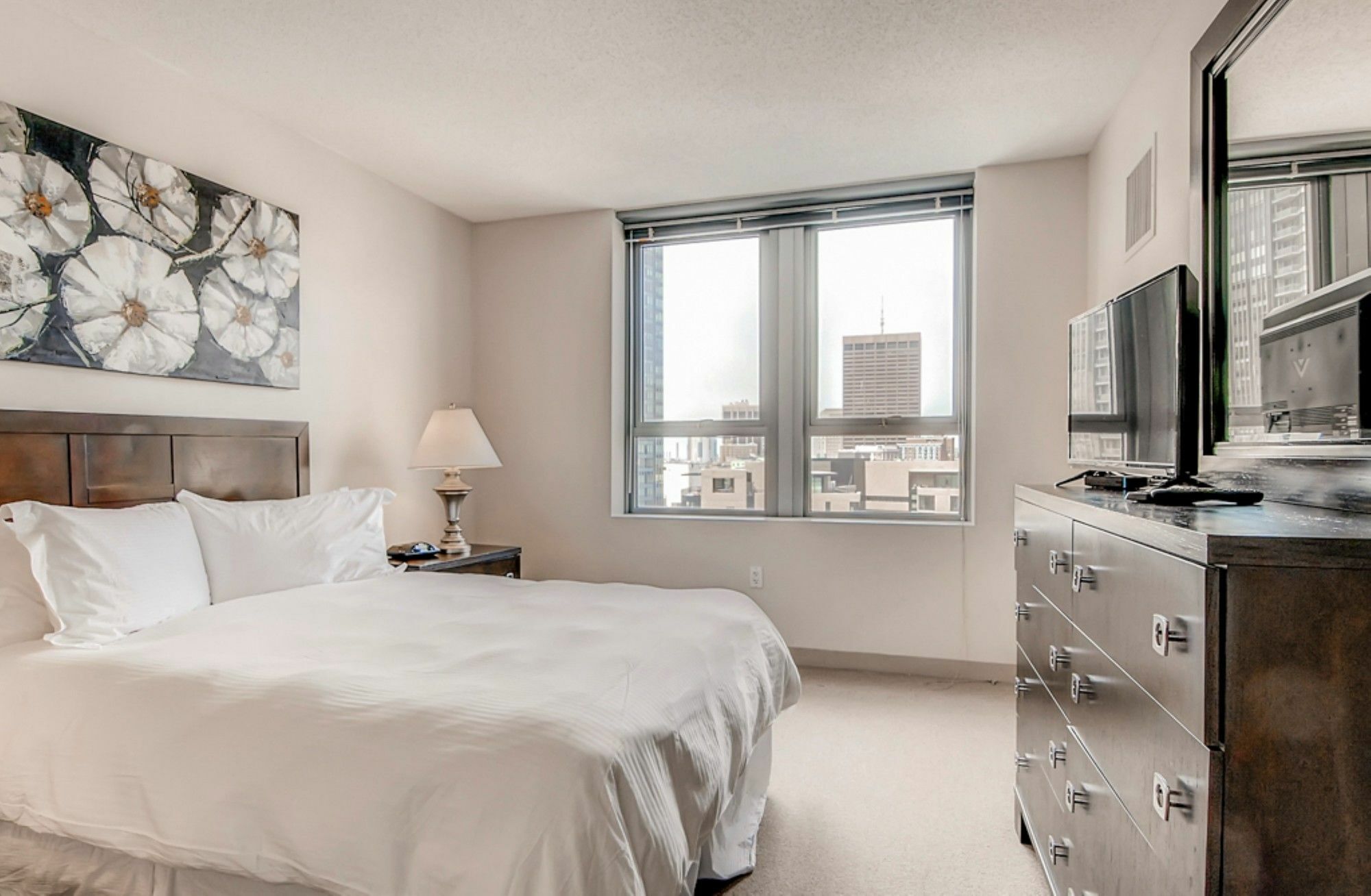 Global Luxury At Garden Appartement