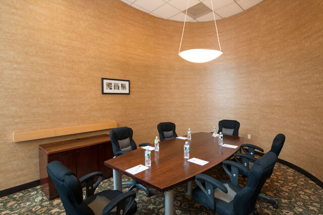 Hampton & Crosstown Center Hotel Boston