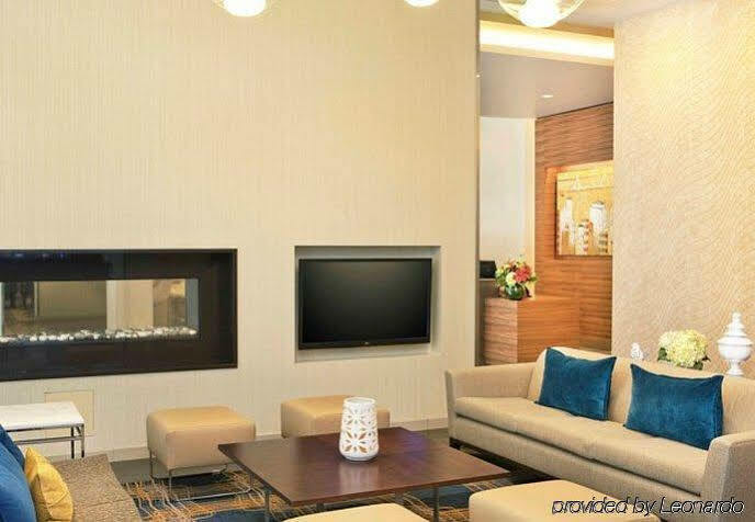 By Marriott Back Bay/fenway 3*