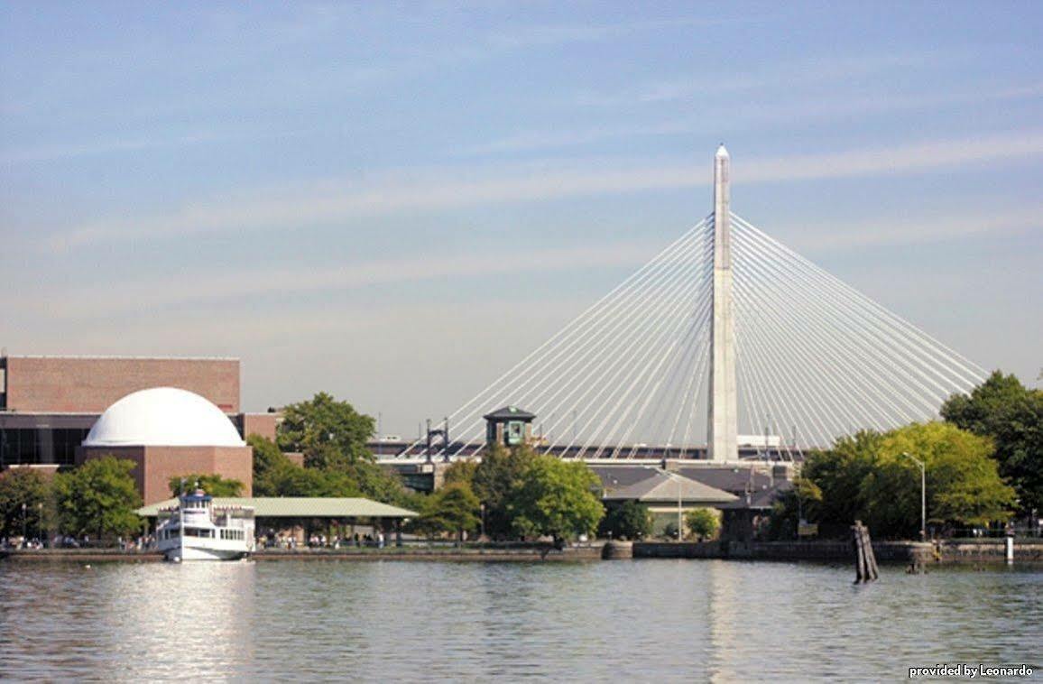 Hotel Hotel Boston 2*