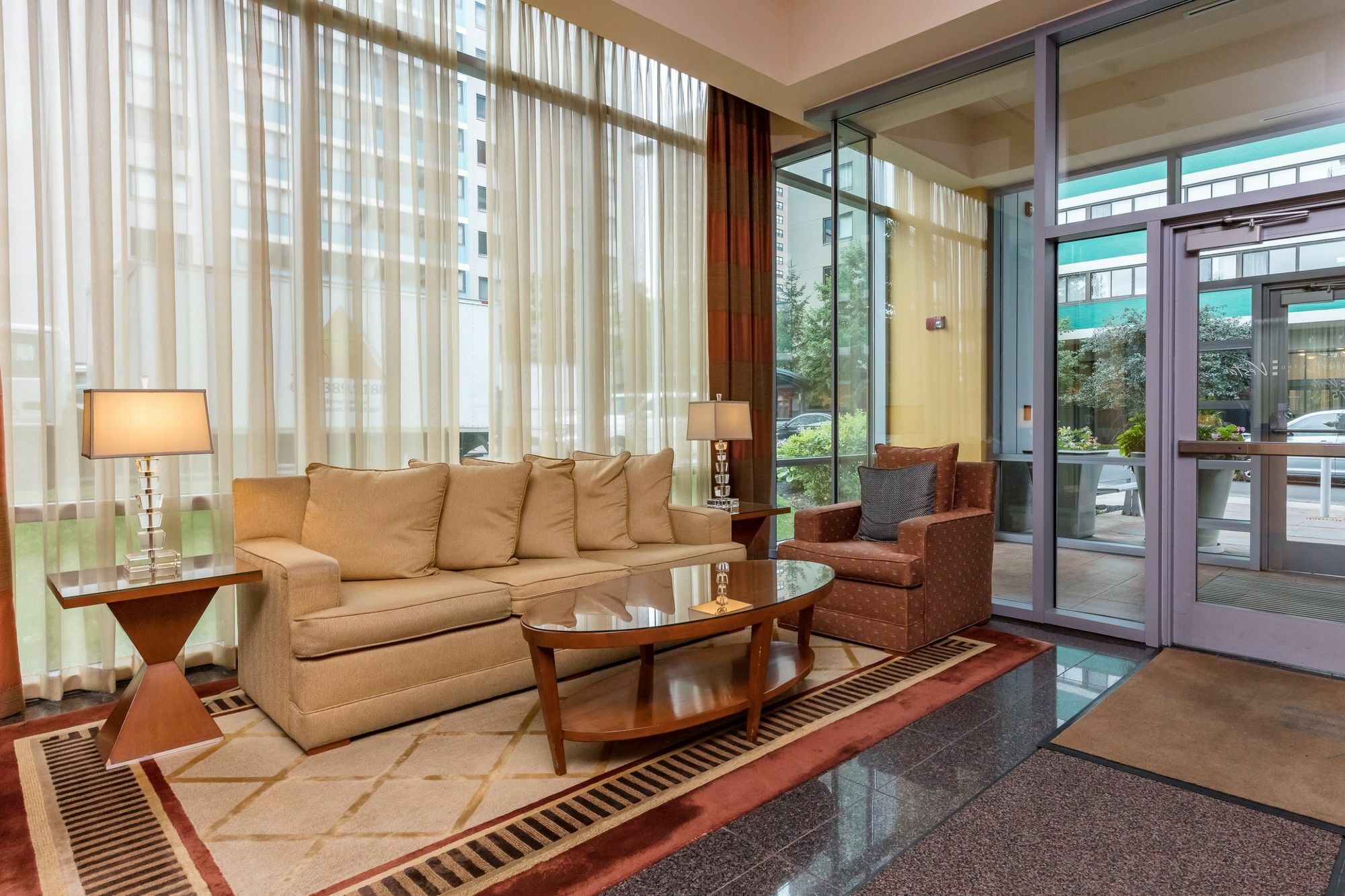 Global Luxury At West End Hotel