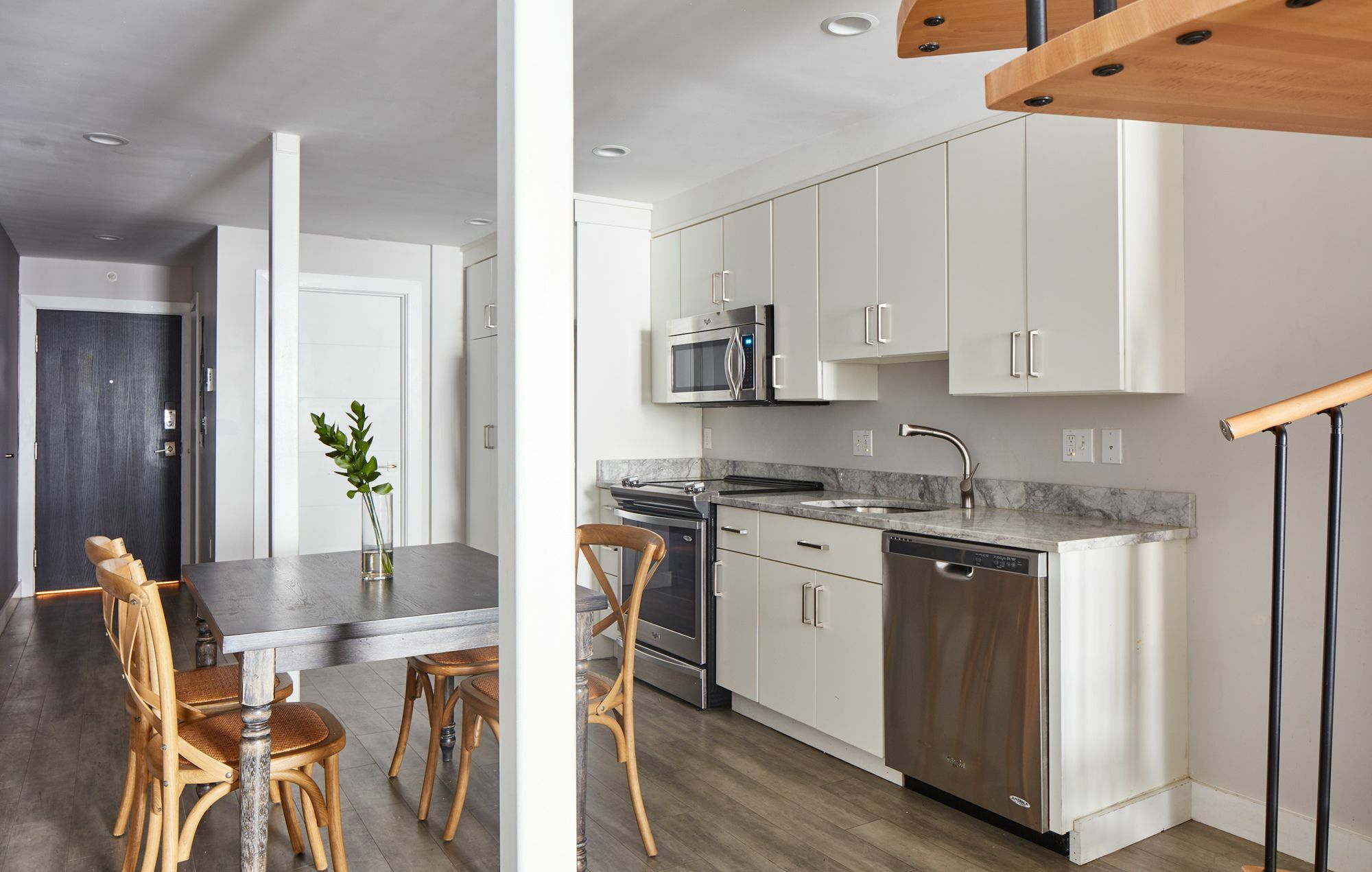 Bi-level 2br In Downtown Crossing By Sonder Apartment