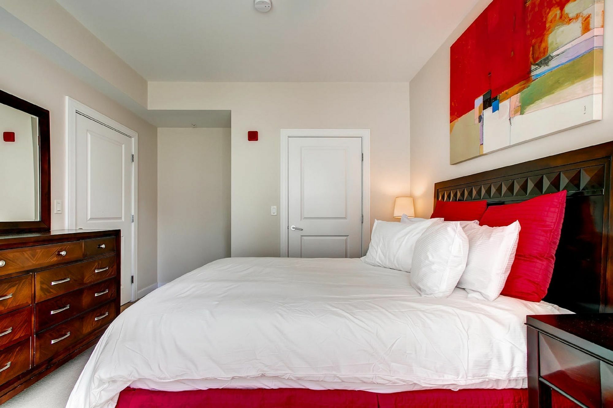 Global Luxury At West End * Boston