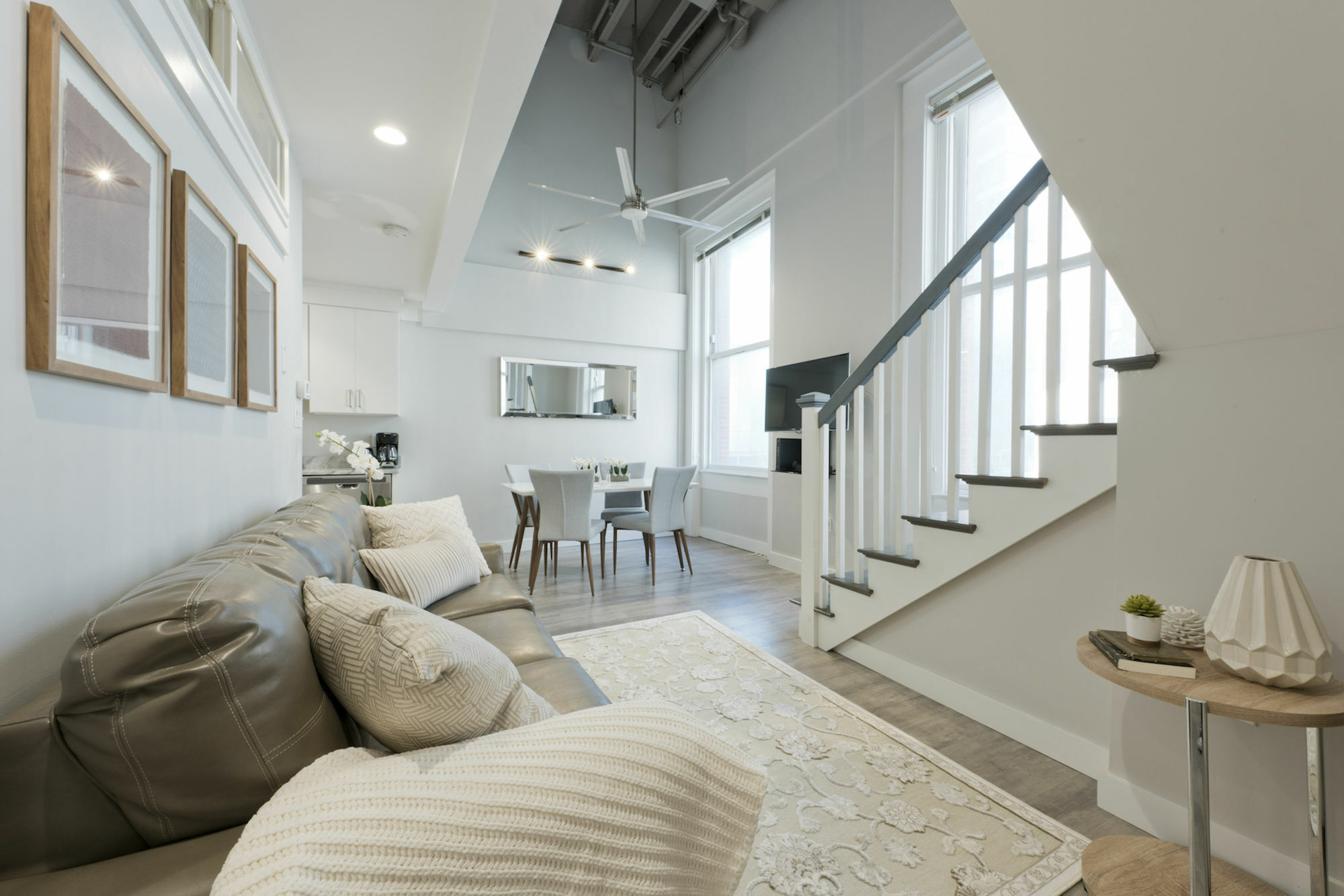 Apartamento Industrial 2br In Downtown Crossing By Sonder