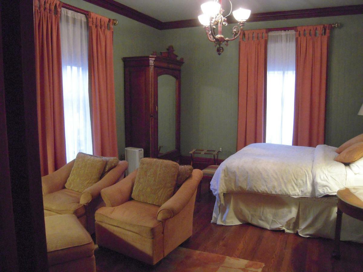 Taylor House Alojamento de Acomodação e Pequeno-almoço 4*