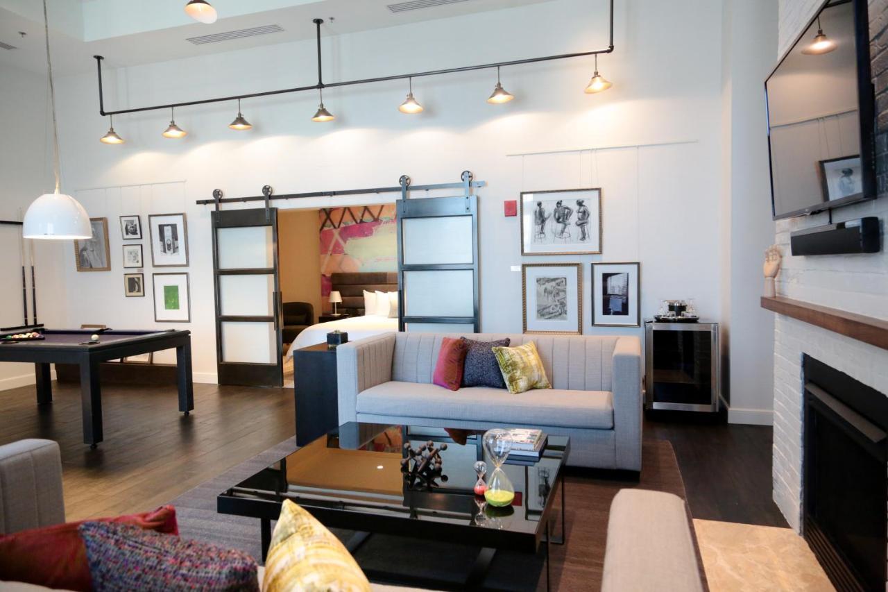 Hotel Commonwealth Boston