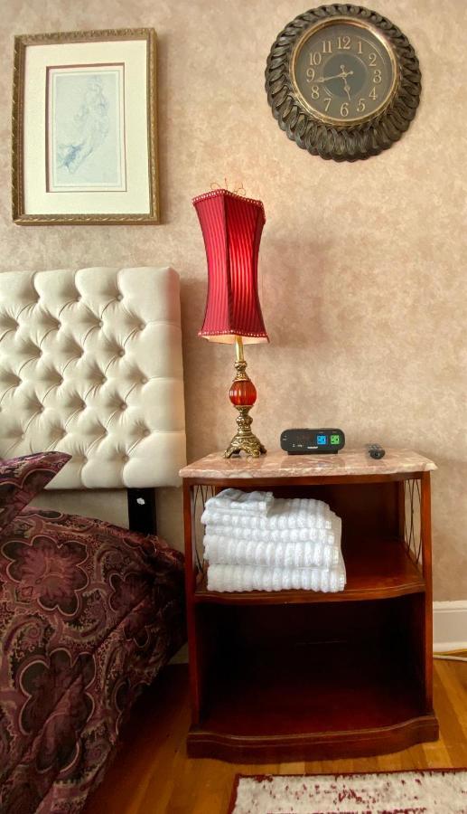 Natalie House Bed & Breakfast