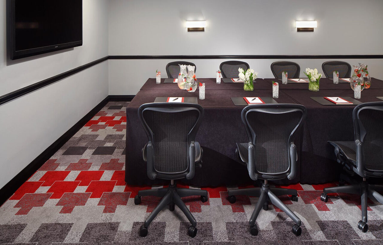 Pennyweight Boston, Curio Collection By Hilton Hotel Boston