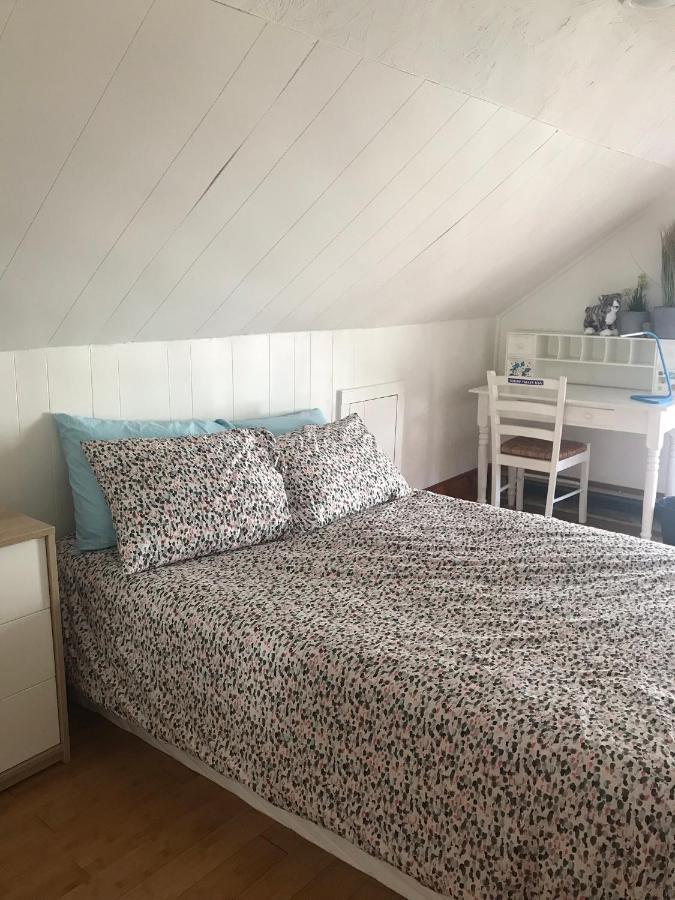 Trenton Street Homestay Quarto em Acomodações Particulares
