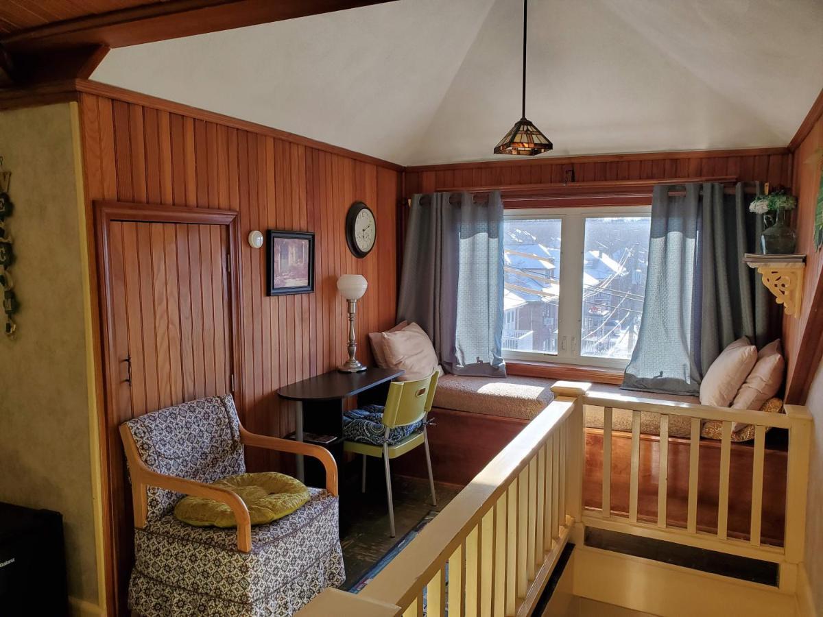 Natalie House 3* Boston