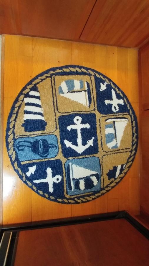 Little Pearl * Boston