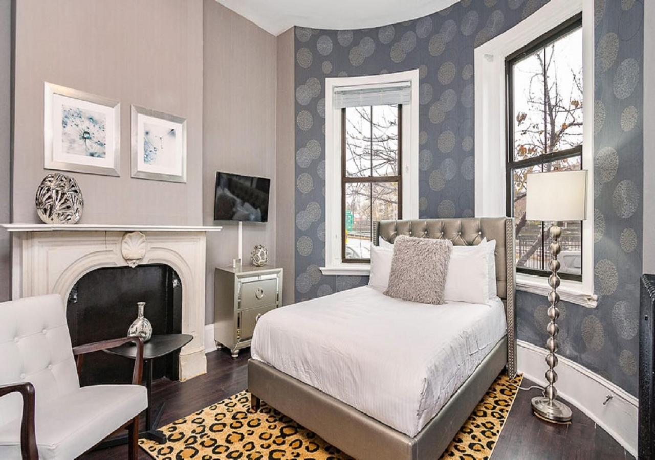At 143 Arlington Street Appartement *