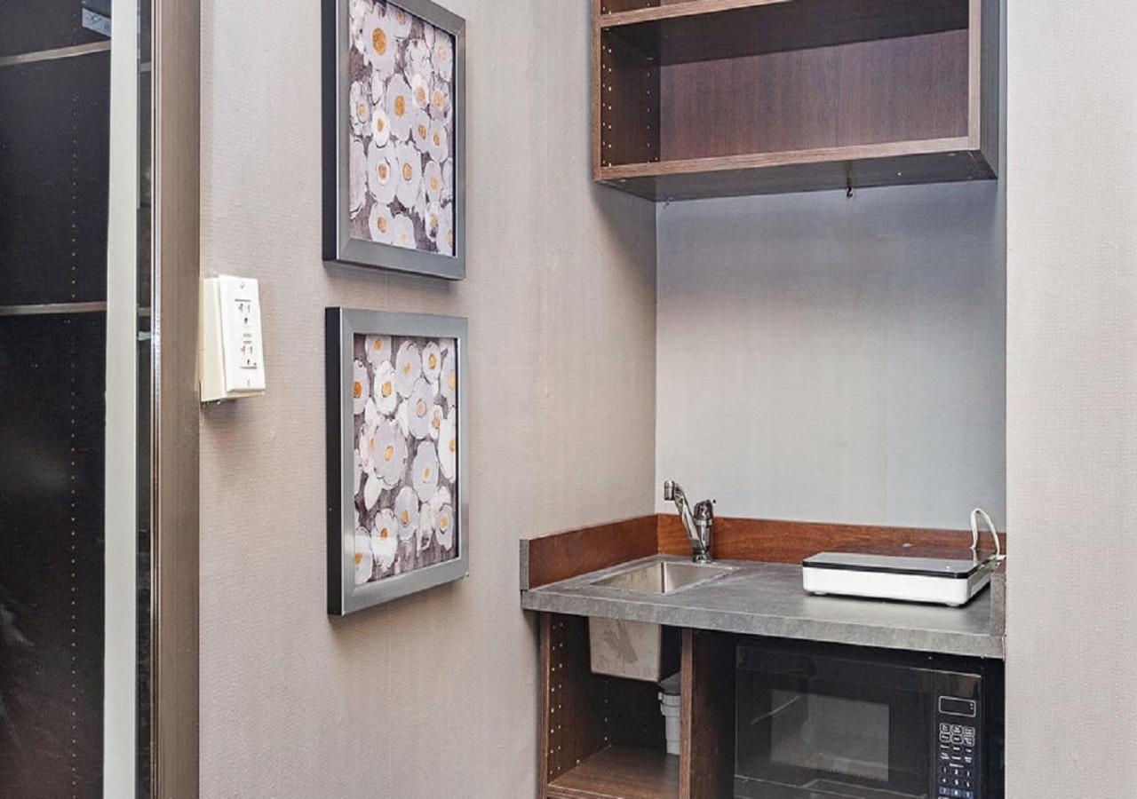 At 143 Arlington Street Appartement *