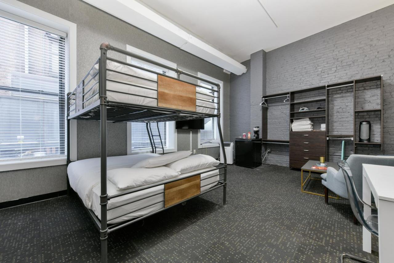 Temple Place Apartment *