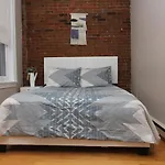 Charming Studio In Boston Brownstone, C.Ave#5