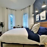 Aparthotel Good 3*