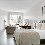 Jamaica Plain Studio W Gym Wd Nr Orange Line Bos-661