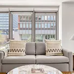 Back Bay 1br W Gym Nr Copley Sq Bos-739 Apartment