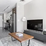 N Station 1br W Wd Gym Nr Td Garden Bos-706