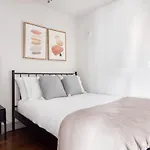 Lux Seaport Studio W Gym On Harbor Bos-501