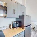 Holiday home 3Br Victorian Getaway With Loft, Near The Bay Boston