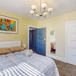 Holiday home 3Br Victorian Getaway With Loft, Near The Bay