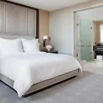 Four Seasons One Dalton Street, Hotel Boston