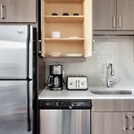 Back Bay Studio W Gym Wd Nr Restaurants Bos-867