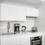 Back Bay Studio W Gym Nr Restaurants Shops Bos-901