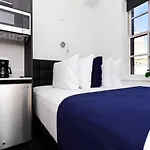 Apartment Modern In Historic - Unit #401 *