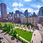Hyatt Place Boston/Seaport District