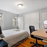 Heart Of Southie - Hot Tub + Walk To Bars