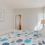 New! Boston Condo Near Mbta, 3Mi To Fenway!