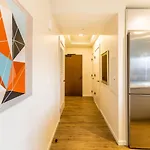 Apt In Downtown Seaport