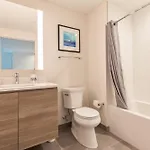 Apartment Luxury With Kitchen And Pool Boston