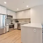 Luxury With Kitchen And Pool *