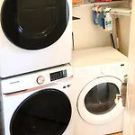 Apartment 2 Bedroom In Jamaica Plain With Parking Boston