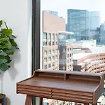 Back-Bay Upscale Central Penthouse W Roof-Top