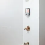 Apartment Back-bay 2br Penthouse W Roof And Gym *