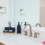 Apartment Back-bay 2br W Roof Gym Parking