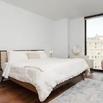 Back-bay 2br W Roof Gym Parking Apartment Boston