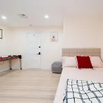 76-2 5br Cozy In Apartment