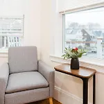 76-2 5br Cozy In *