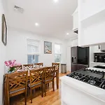 Apartment 76-2 5br Cozy In *