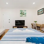 Apartment 76-2 5br Cozy In Boston