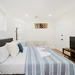 76-2 5br Cozy In Apartment *
