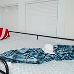 76-2 5br Cozy In Apartment