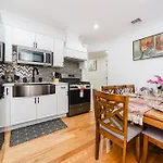 76-2 5br Cozy In * Boston