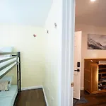 30-1 - 4br - Cozy Near Geneva Cliffs Apartment